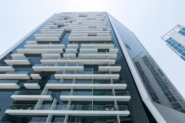 GLOBALSTAY. New Marquise Square Building in Business Bay