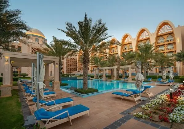 GLOBALSTAY. Sarai Apartments on the Beach