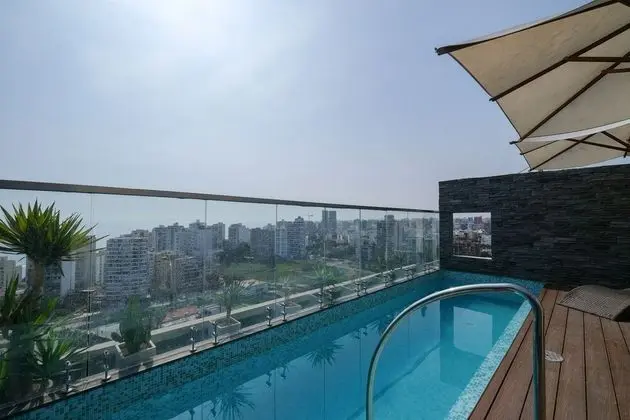 GLOBALSTAY. Stylish Stelar Apartments. Rooftop Swimming Pool