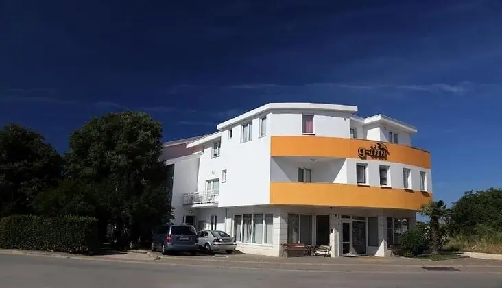 Hotel Globtour Inn