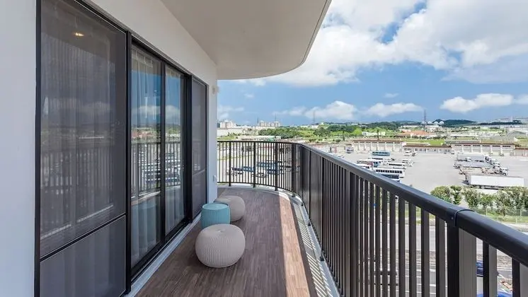 GLOCE Condominium Resort Chatan Route58