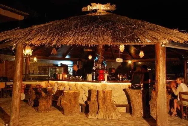 Gloria Maris - Bar