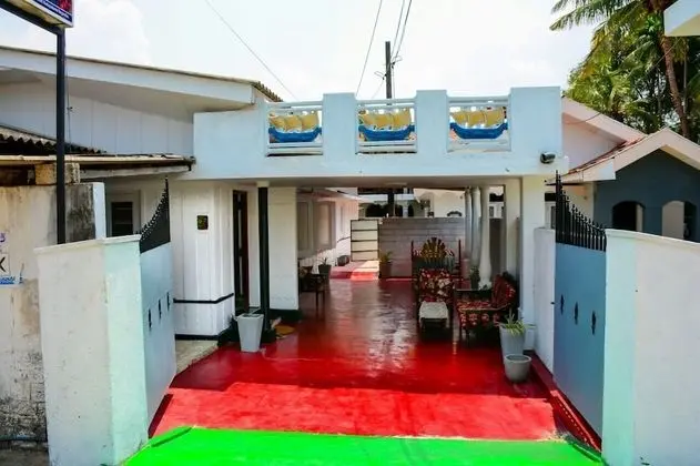 Gloriya Mathews Family Guest House