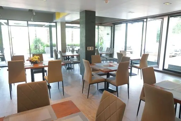 The Glory Gold Hotel - Oda