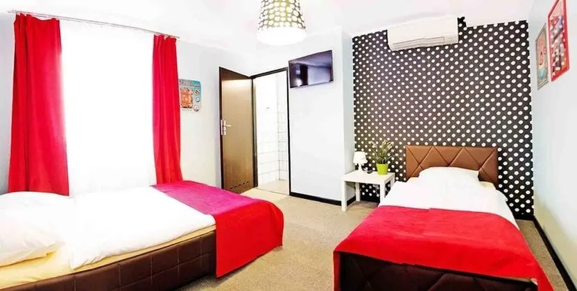 Glow Hostel - Öne Çıkan Resim