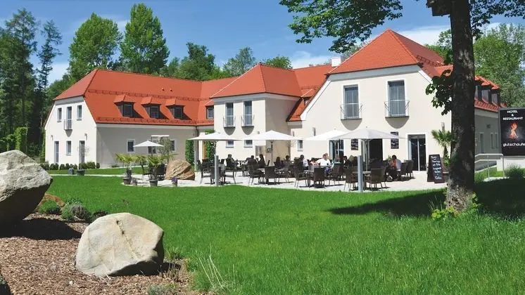 Hotel Glutschaufel - 1