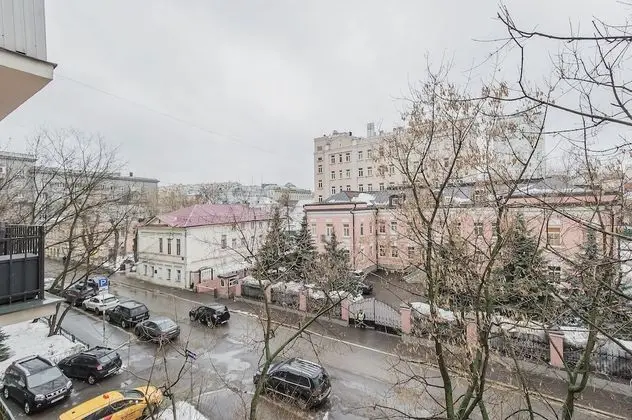GM Apartment Staropimenovskii 16