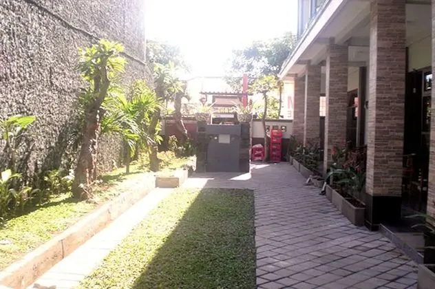GM Bali Guesthouse - Dış Mekan