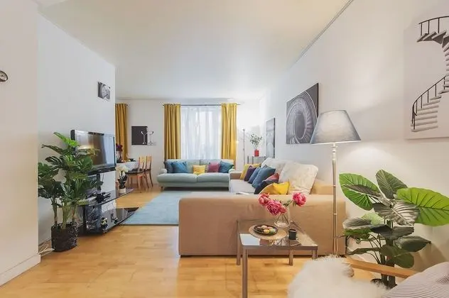 GMApartments 3 rooms at Patriarshie Ponds