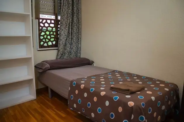 Go Bcn Hostal Ideal Badal - Oda