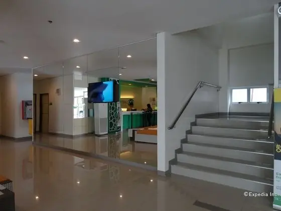 Go Hotels Lanang - Davao - Lobi