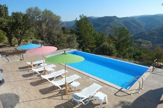 Gödence Hotel Restoran - Havuz
