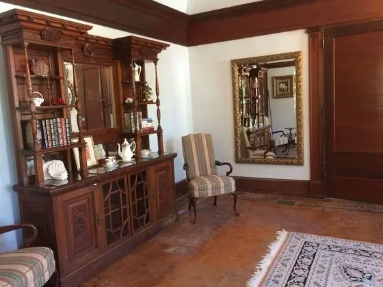 Godley Manor - İç Mekan