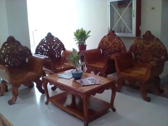 Godo's Hotel and Restaurant - Lobi