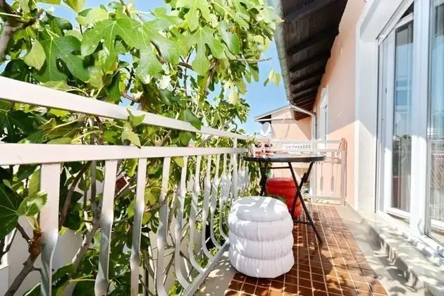 Goga - With Free Parking - A4