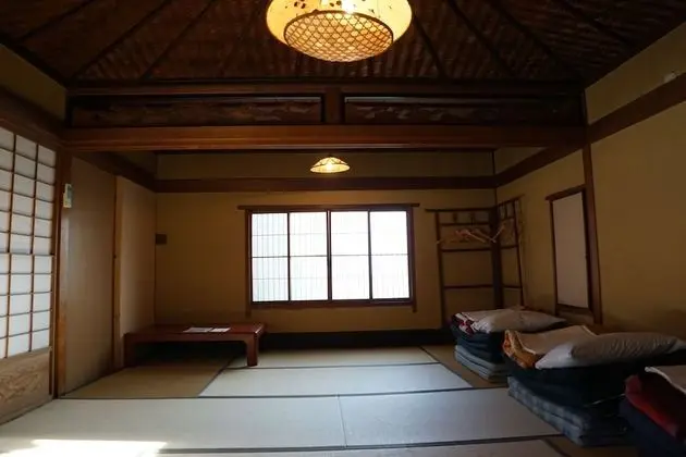 Gojo Guest House - Hostel - Oda