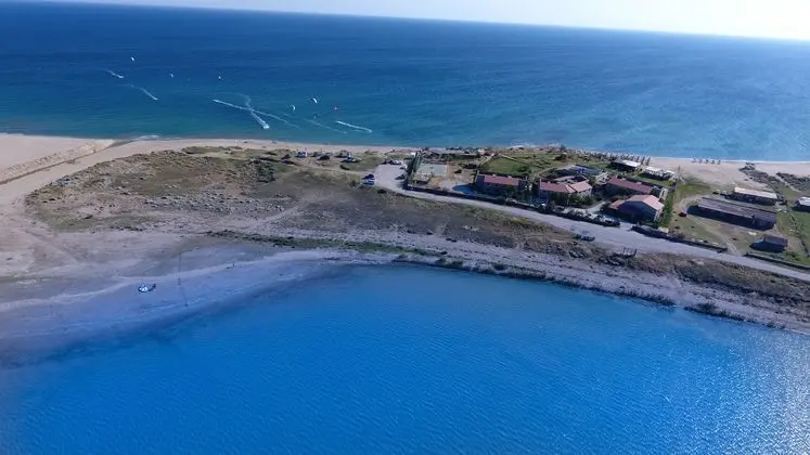 Gökçeada Sörf Eğitim Merkezi Oteli - Havadan Görünüm