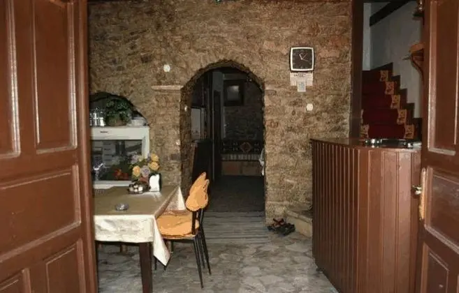 Gökgözoğlu Pansiyon - Lobi
