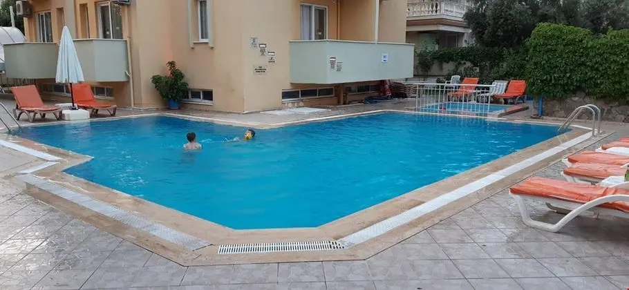 Gökkuşağı Apart Otel