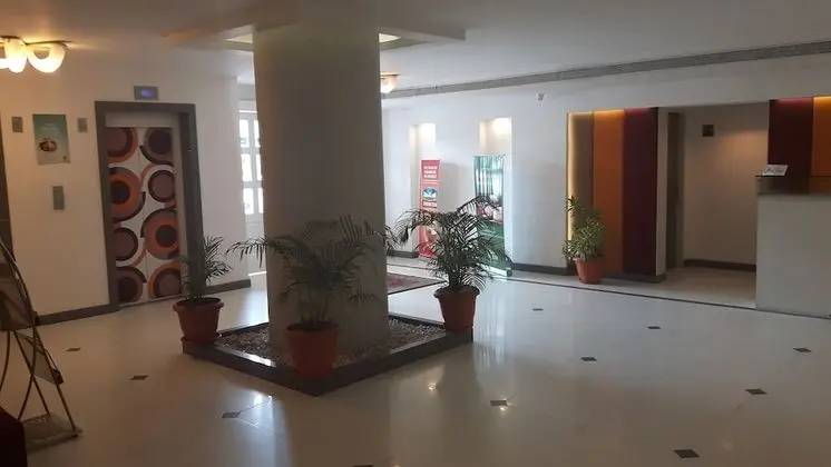 Gokulam Park Hotel & Convention Centre - Lobi