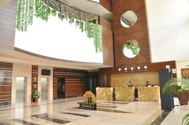 Gokulam Park Sabari OMR Hotel - Lobi