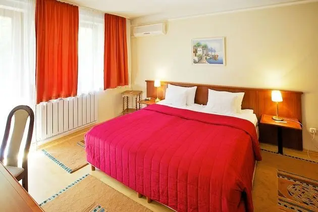 Gold Hotel & Apartments - Oda