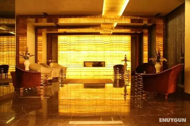 Gold Majesty Hotel