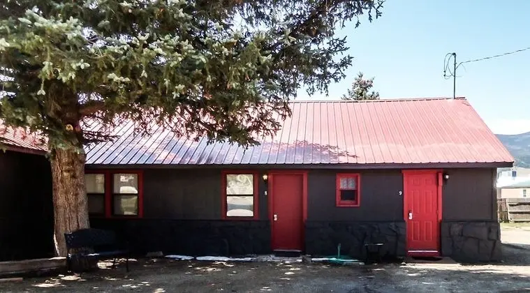 The Gold Pan Motel - Dış Mekan