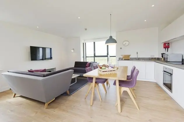 Gold Seeker - 2 Bed Luxury Apartment - İç Mekan