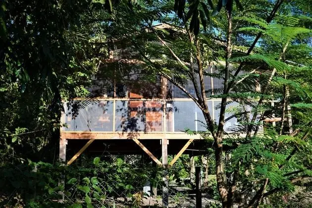 Gold Standard Approved Equipped 2 Bedroom Tree top Cottage, in Private Garden - Dış Mekan