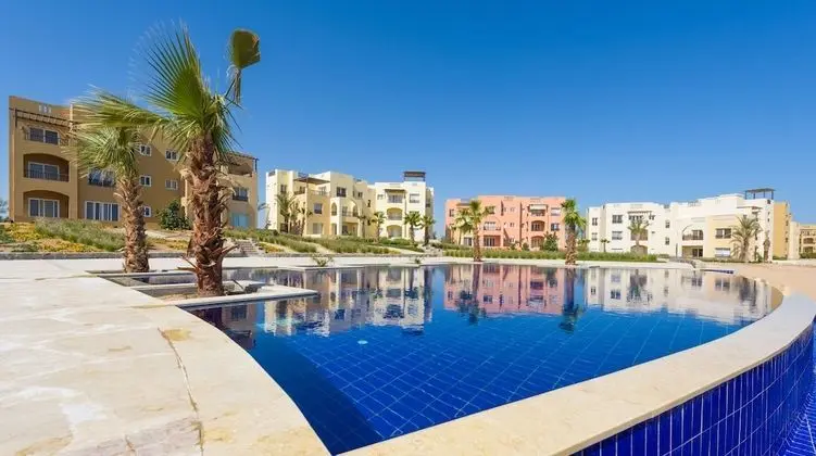 Golden Apartments El Gouna - Havuz