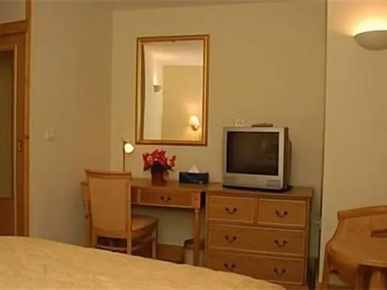 Golden Ball Hotel - Oda