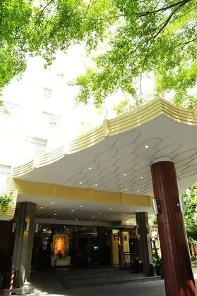 Golden Beach Hotel Pattaya - Dış Mekan