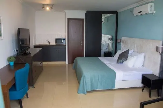 Golden Beach Hotel Tel Aviv - Oda