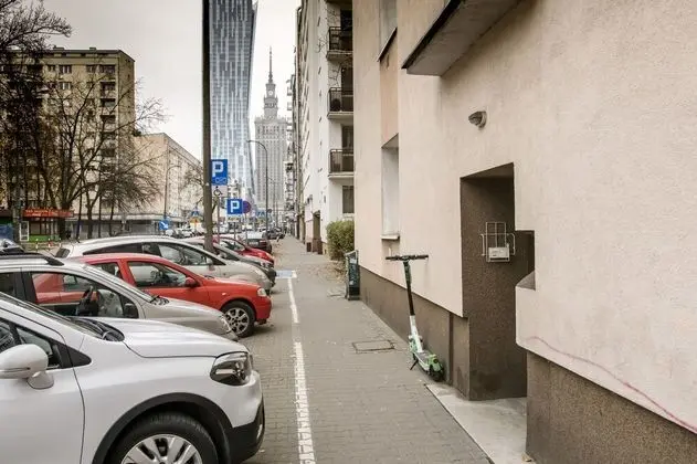 Golden Center Apartment