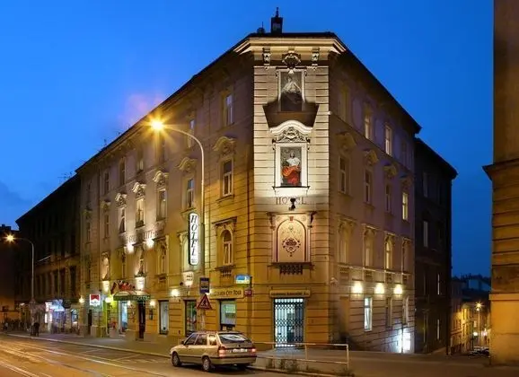 Hotel Golden City Garni - Genel