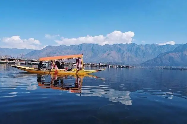 Golden Crest Houseboats - Dış Mekan