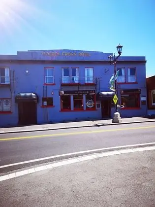 GOLDEN CROSS HOTEL