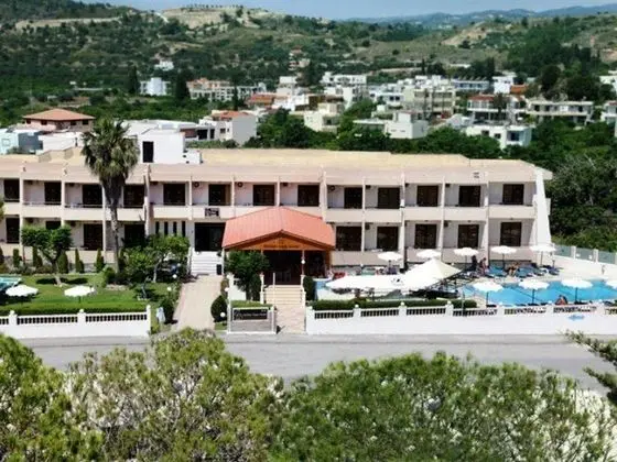Golden Days Aparthotel