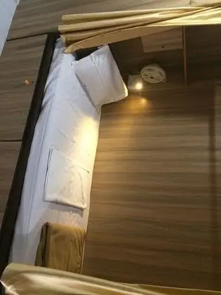 Golden Dormitory - Oda Manzaraları