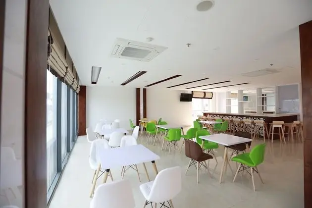 Golden Dragon Hotel - Yerinde Yemek
