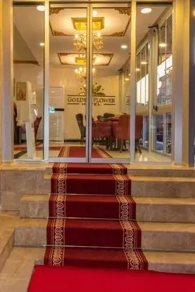 Golden Flower - Dış Mekan