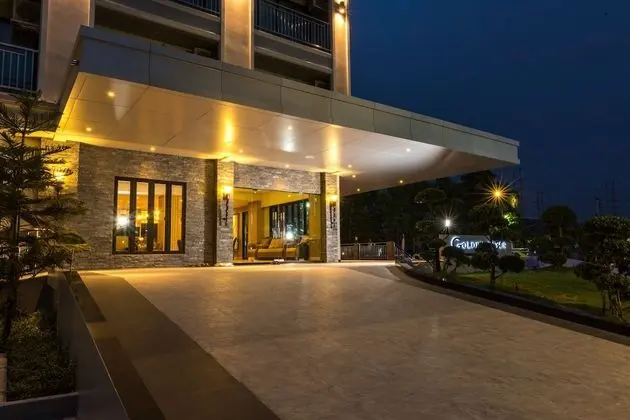 Golden Foyer Suvarnabhumi Airport Hotel - Dış Mekan