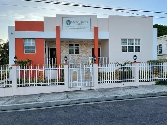 The Golden Gate Inn - Dış Mekan
