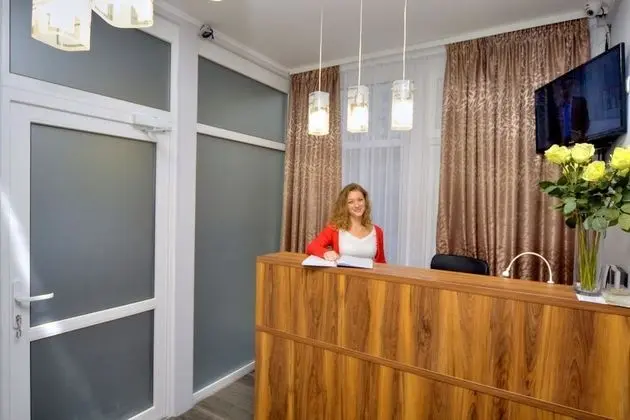 Golden Gate Inn - Lobi