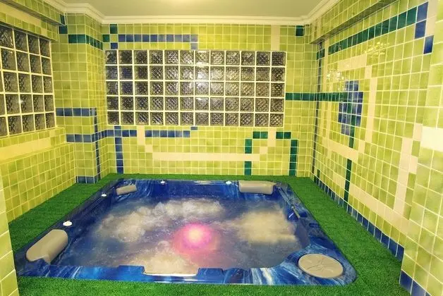 Golden Globe Apartment - Spa