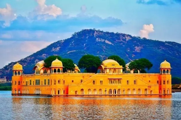 Hotel Golden Heritage