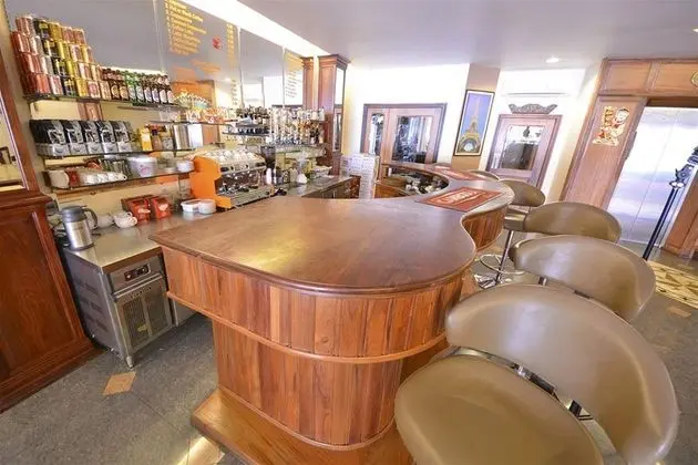 Golden House International Hotel - Bar