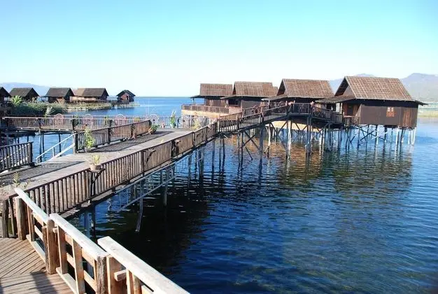 Golden Island Cottages Nampan Hotel - Dış Mekan