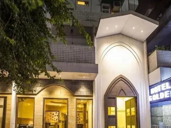 Golden Hotel